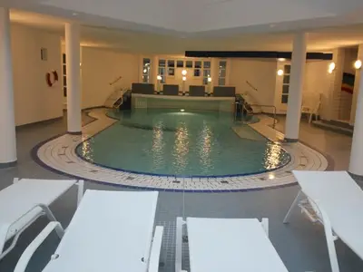 Schwimmbad im Haus