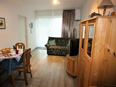 Ferienwohnung für 3 Personen (37 m²) in Wurster Nordseeküste 1/10