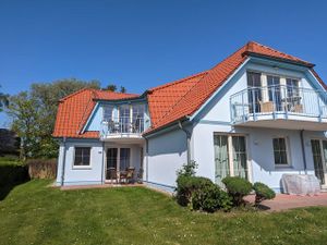 22365023-Ferienwohnung-3-Wustrow (Ostseebad)-300x225-2