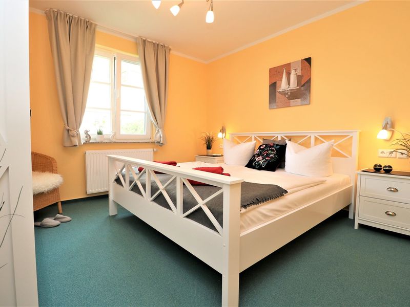 23885304-Ferienwohnung-6-Wustrow (Ostseebad)-800x600-2