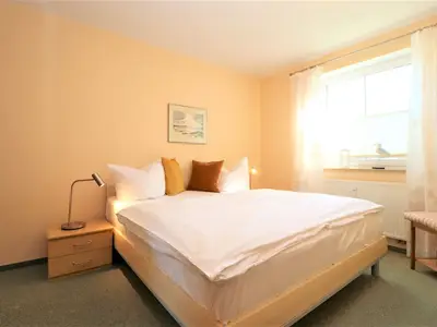 Ferienwohnung für 3 Personen (42 m²) in Wustrow (Ostseebad) 3/10