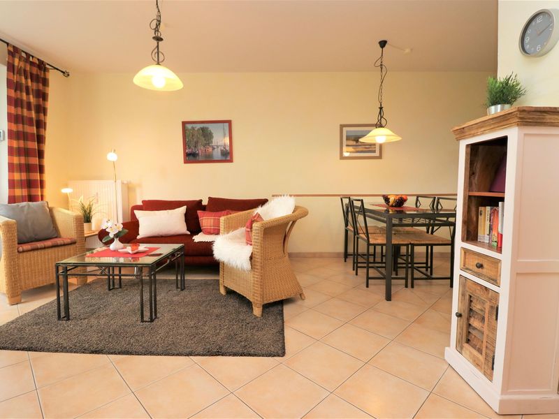 23957649-Ferienwohnung-4-Wustrow (Ostseebad)-800x600-0