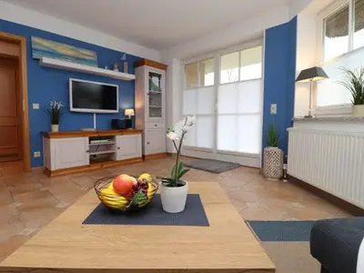 Ferienwohnung für 2 Personen (48 m²) in Wustrow (Ostseebad) 2/10
