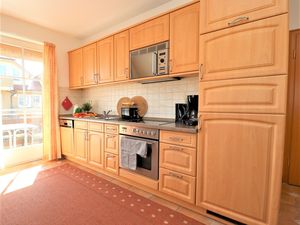 23957654-Ferienwohnung-4-Wustrow (Ostseebad)-300x225-1