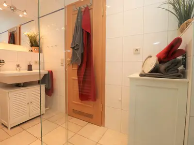 Ferienwohnung für 2 Personen (51 m²) in Wustrow (Ostseebad) 4/10