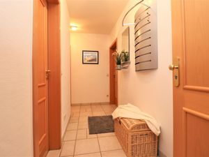 23957671-Ferienwohnung-2-Wustrow (Ostseebad)-300x225-4