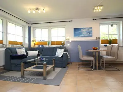 Ferienwohnung für 2 Personen (51 m²) in Wustrow (Ostseebad) 1/10