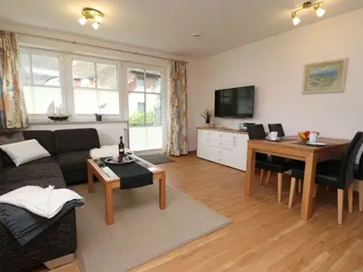 Ferienwohnung für 2 Personen (53 m²) in Wustrow (Ostseebad) 8/10