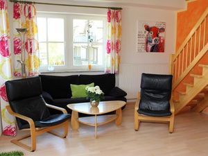 23885334-Ferienwohnung-5-Wustrow (Ostseebad)-300x225-1