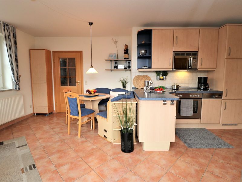 23885339-Ferienwohnung-4-Wustrow (Ostseebad)-800x600-2