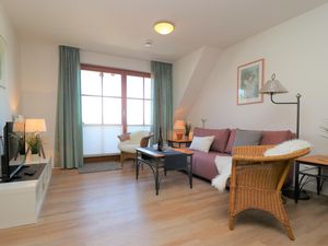 23957701-Ferienwohnung-3-Wustrow (Ostseebad)-300x225-5