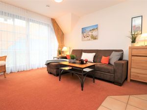 23957715-Ferienwohnung-4-Wustrow (Ostseebad)-300x225-0