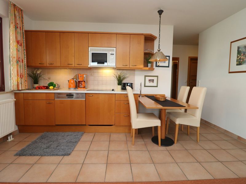 23957728-Ferienwohnung-2-Wustrow (Ostseebad)-800x600-2