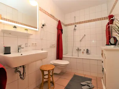Ferienwohnung für 2 Personen (48 m²) in Wustrow (Ostseebad) 5/10