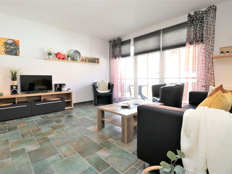 23885374-Ferienwohnung-4-Wustrow (Ostseebad)-800x600-0