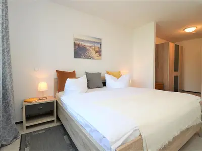 Ferienwohnung für 2 Personen (57 m²) in Wustrow (Ostseebad) 9/10