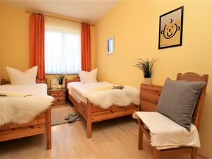 23885376-Ferienwohnung-4-Wustrow (Ostseebad)-300x225-3