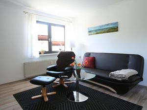 23879044-Ferienwohnung-2-Wustrow (Ostseebad)-300x225-4