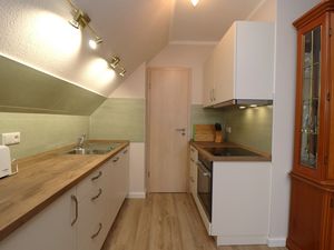 23977894-Ferienwohnung-2-Wustrow (Ostseebad)-300x225-5