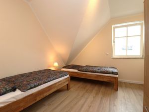 23977895-Ferienwohnung-4-Wustrow (Ostseebad)-300x225-4