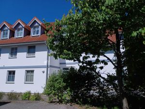 21530595-Ferienwohnung-4-Wustrow (Ostseebad)-300x225-5