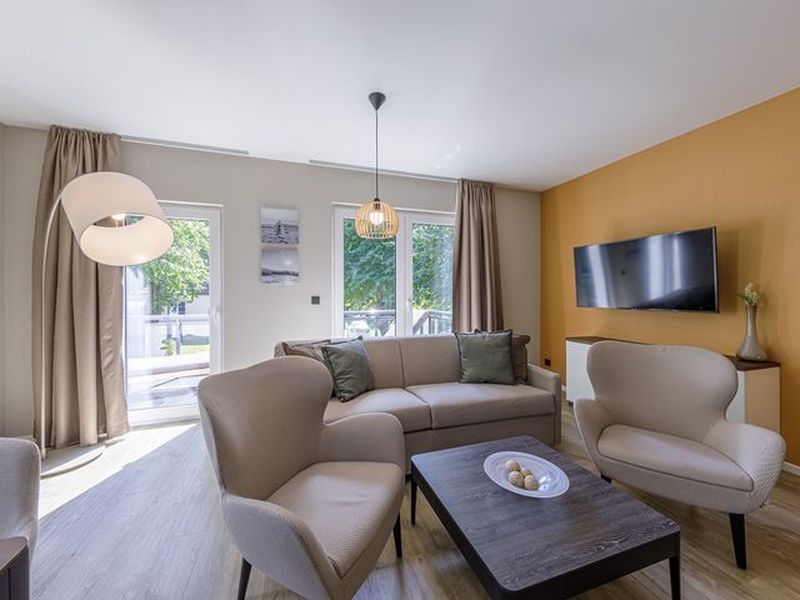 22246329-Ferienwohnung-4-Wustrow (Ostseebad)-800x600-1