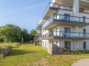 22246479-Ferienwohnung-6-Wustrow (Ostseebad)-300x225-2