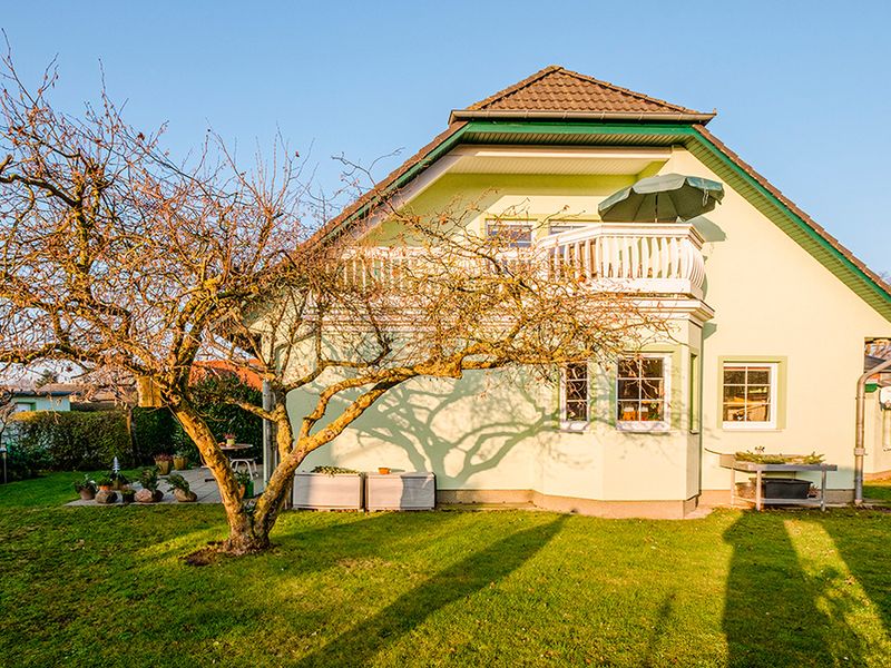 23955610-Ferienwohnung-3-Wustrow (Ostseebad)-800x600-0