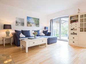 24038944-Ferienwohnung-4-Wustrow (Ostseebad)-300x225-2