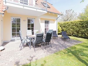 24038948-Ferienwohnung-4-Wustrow (Ostseebad)-300x225-1