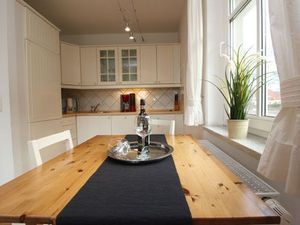 23885370-Ferienwohnung-4-Wustrow (Ostseebad)-300x225-2