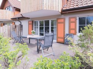 24038967-Ferienwohnung-4-Wustrow (Ostseebad)-300x225-1