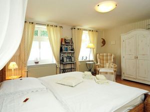 23992778-Ferienwohnung-2-Wustrow (Ostseebad)-300x225-5