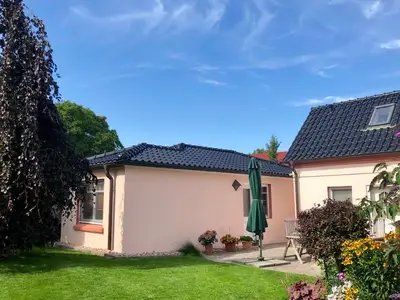 Ferienwohnung für 2 Personen (39 m²) in Wustrow (Ostseebad) 3/10