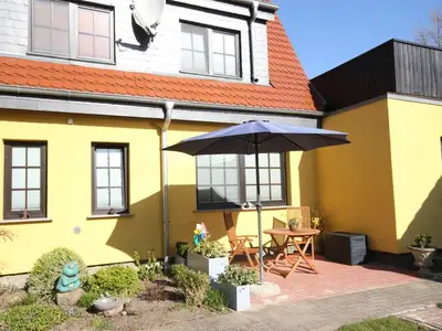 Ferienwohnung für 2 Personen (55 m²) in Wustrow (Ostseebad) 9/10