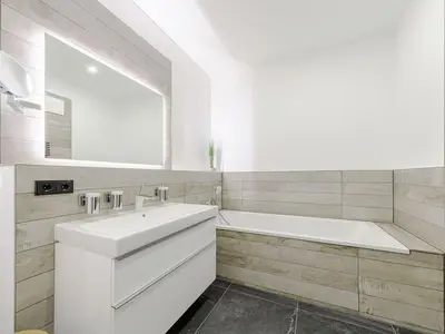 Ferienwohnung Strandlilie Ostseebad Wustrow Badezimmer mit Wanne