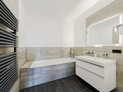 Ferienwohnung Windröschen mit modernen Badezimmer