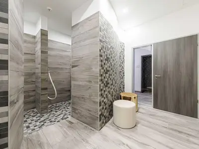Ferienwohnung Lüttstuv Ostseebad Wustrow ZweiWasser Alte Seefahrtschule Bad