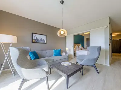 Ferienwohnung Waterkant Ostseebad Wustrow ZweiWasser Alte Seefahrtschule Wohnzimmer
