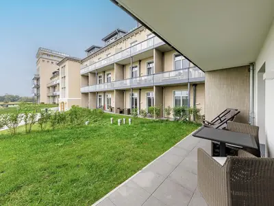 Ferienwohnung Boddenlümmel Ostseebad Wustrow ZweiWasser Alte Seefahrtschule Terrasse