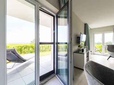 Ferienwohnung Boddenkieker Ostseebad Wustrow ZweiWasser Alte Seefahrtschule Terrassenzugang