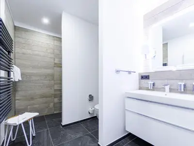 Ferienwohnung Vasco da Gama Suite Ostseebad Wustrow ZweiWasser Alte Seefahrtschule Bad