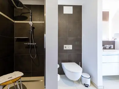 Ferienwohnung Störtebeker Suite Ostseebad Wustrow ZweiWasser Alte Seefahrtschule Bad
