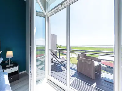 Ferienwohnung Ostseestern Ostseebad Wustrow ZweiWasser Alte Seefahrtschule Sonnenbalkon