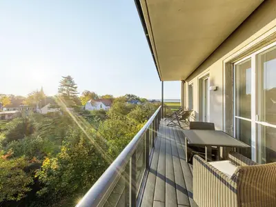Ferienwohnung Boddendomizil Ostseebad Wustrow ZweiWasser Alte Seefahrtschule Sonnenbalkon mit Wasserblick