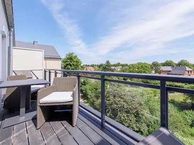 Ferienwohnung Boddensonne Ostseebad Wustrow ZweiWasser Alte Seefahrtschule Sonnenbalkon