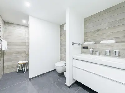 Ferienwohnung Boddenflair Ostseebad Wustrow ZweiWasser Alte Seefahrtschule Badezimmer