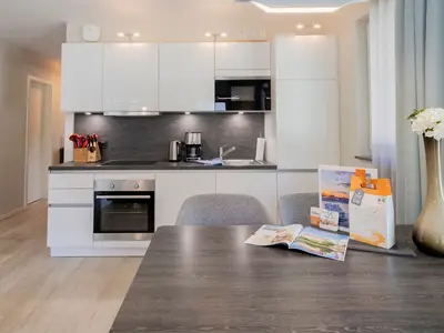 Ferienwohnung Seeluft Wustrow mit moderner Kuechenzeile