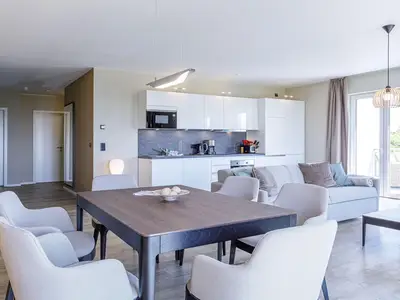 Ferienwohnung Boddendeck Ostseebad Wustrow ZweiWasser Alte Seefahrtschule Essbereich mit Küche