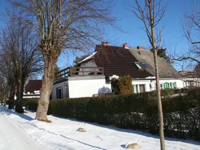 Ferienwohnung für 2 Personen (30 m²) in Wustrow (Ostseebad) 1/10